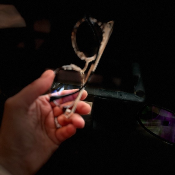 Blue Light Blocking Glasses - Picture 2 of 4